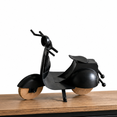 Rankų darbo metalinė dekoracija - motoroleris
