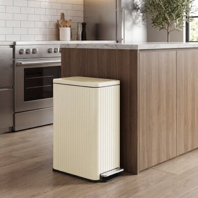 Šiukšliadėžė su švelnaus užsidarymo mechanizmu, 50 l 2